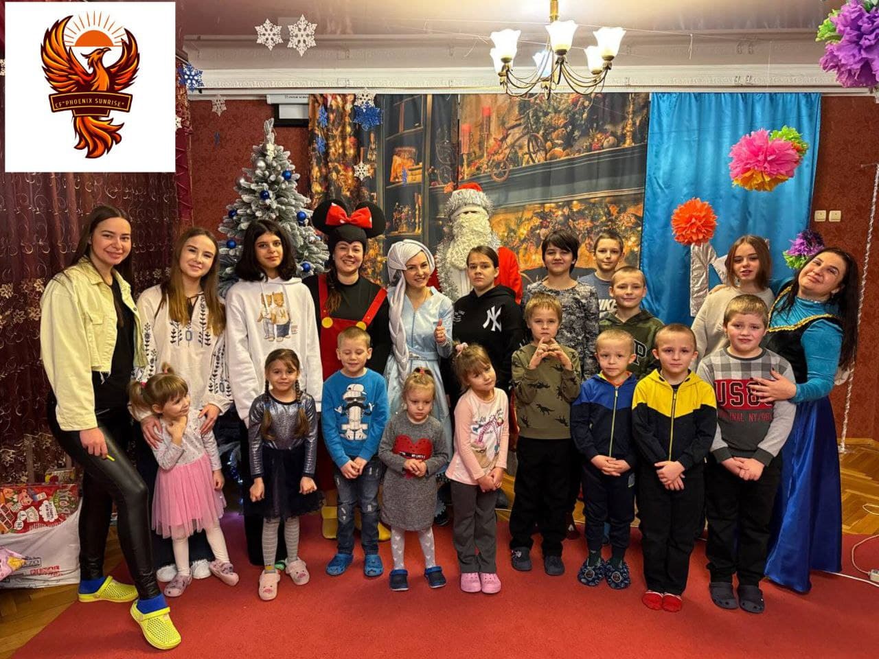 Від людей до маленьких дітей background image